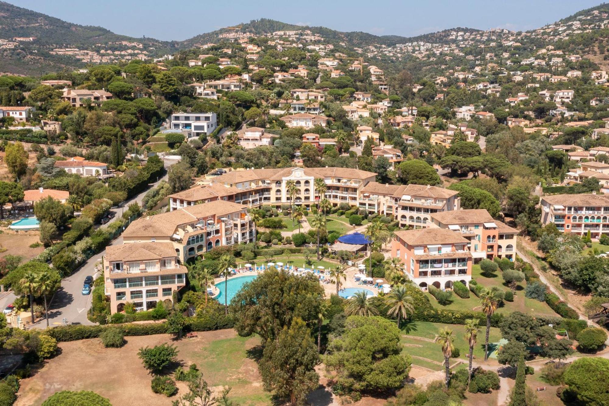 Pierre & Vacances Residence Les Rivages Des Issambres Les Issambres Exteriör bild